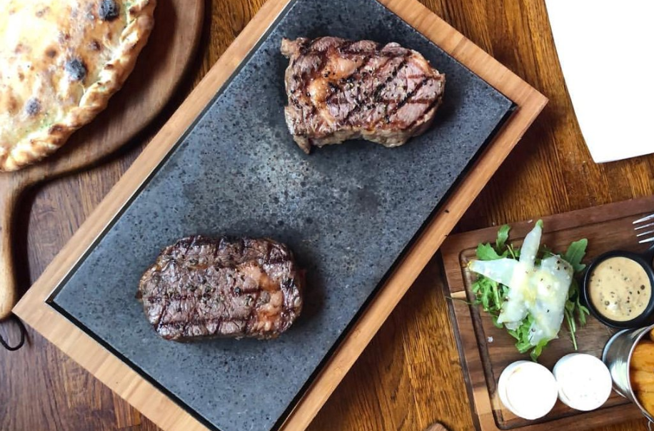 The Raised Sharing Steak Plate