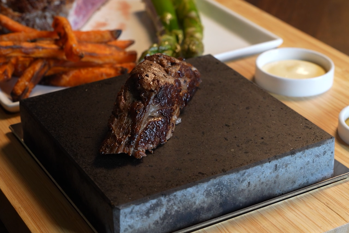 The SteakStones Steak Finishing Set