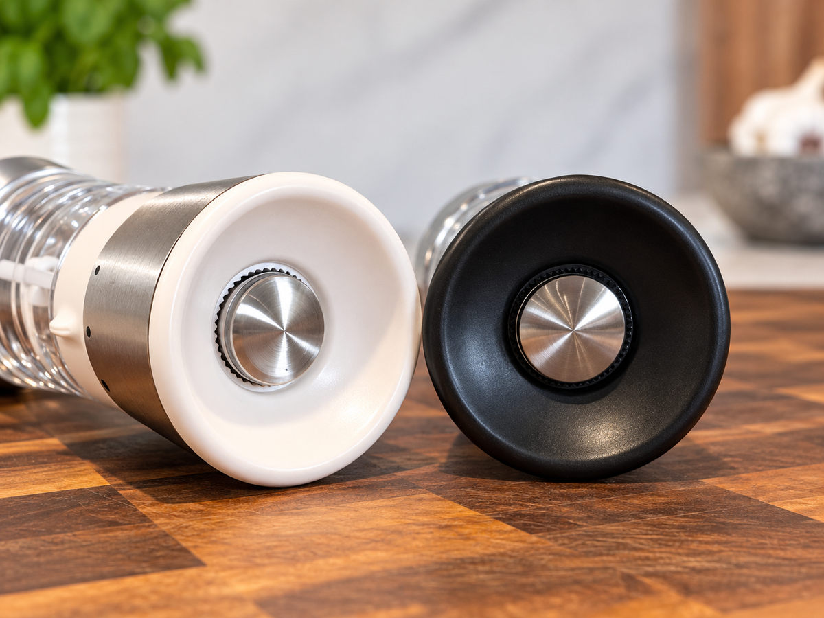SteakStones Adjustable Salt & Pepper Mills - 3 & 5 Grind Settings